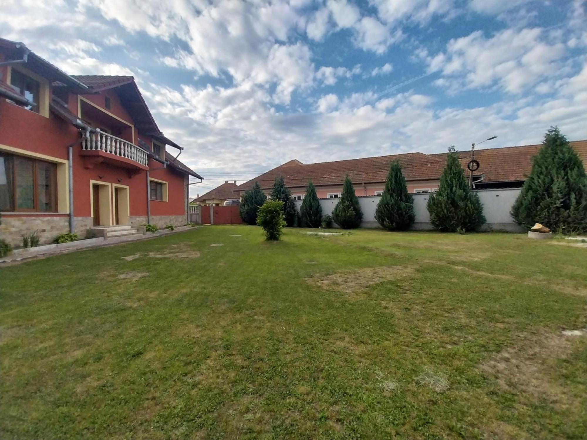 Serena House Cîrţişoara Extérieur photo